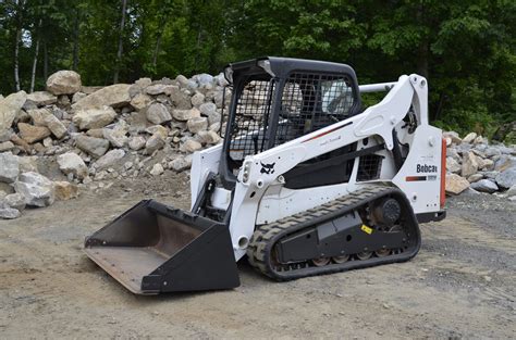 bobcat skid steer for rent